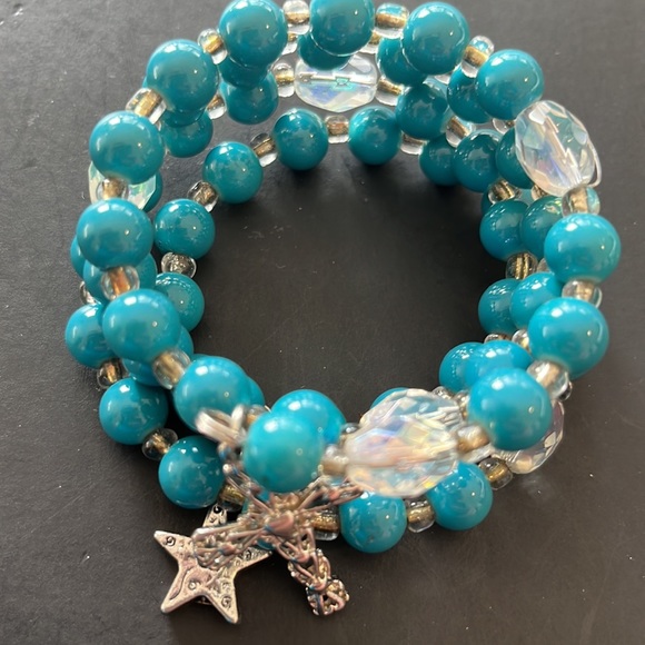 Wire wrap bracelet w/Cross Star glass beads - Picture 7 of 7